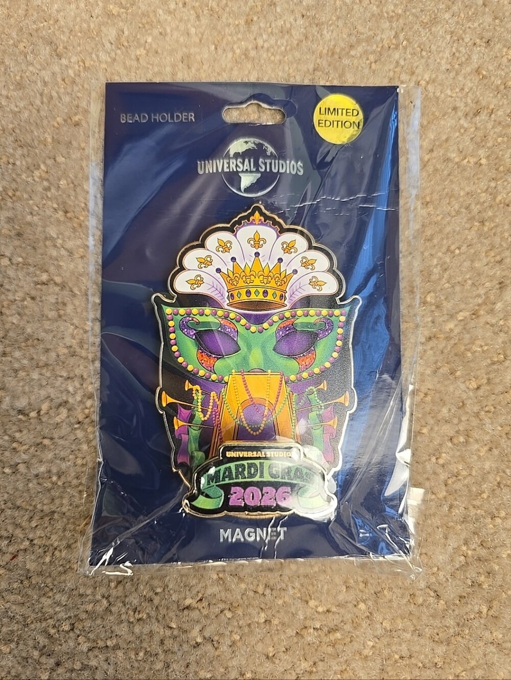 Magnet Bead Holder Universal Studios Mardi Gras 2026 Parade Art Standing Limited